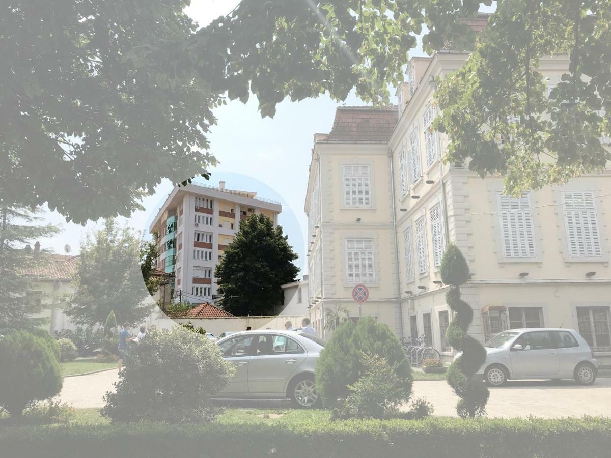 Stay The Night Shkodra Apartment City Centre Exterior photo